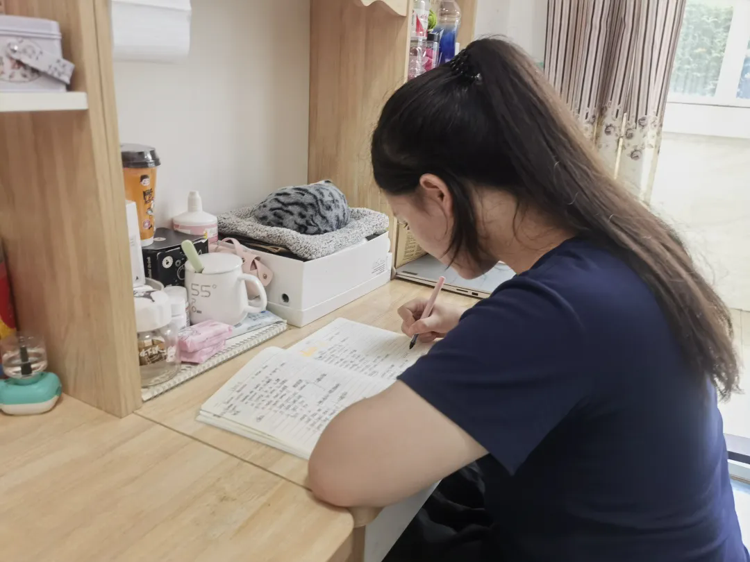 第十届“金秋圆梦·爱心助学”走访 | 轩苑集团助学组委会走进市儿童福利院